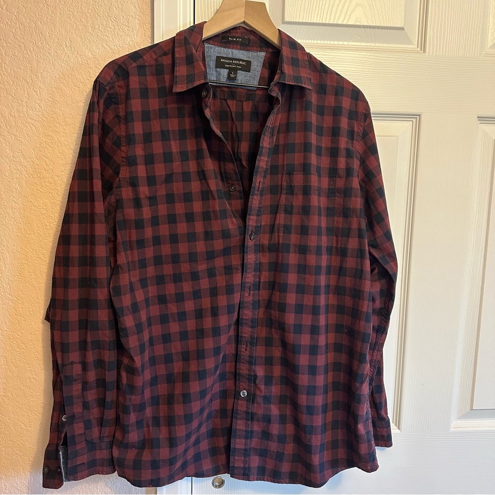 5 for $40. Bundle & Save!  Dress Shirt| Banana Republic| Slim Fit
